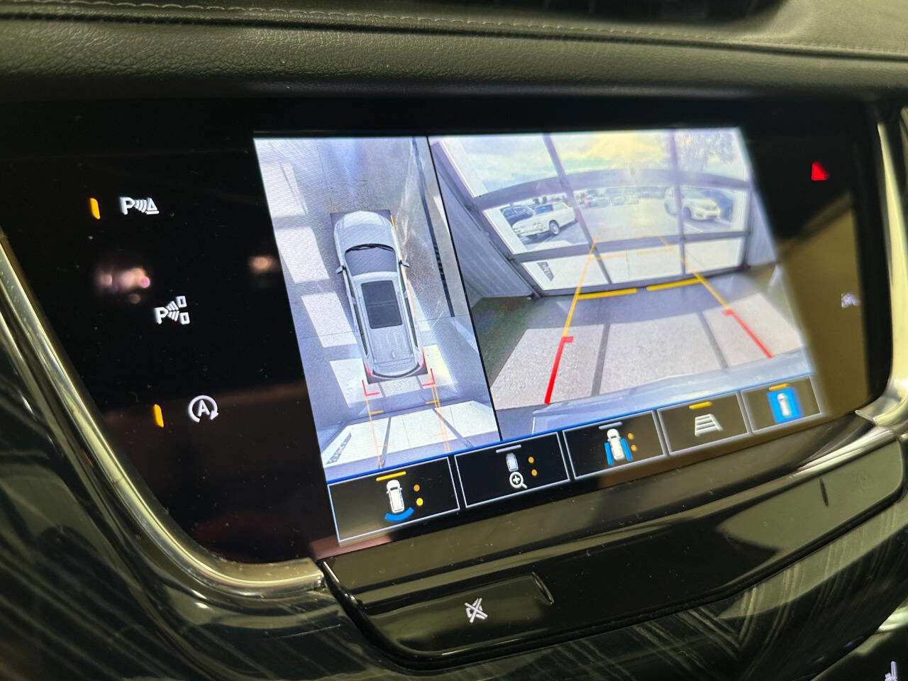 Used 2023 Cadillac XT6 Premium Luxury w/ Technology Package image 44