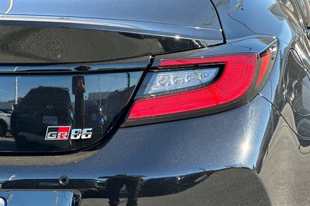 Used 2024 Toyota GR86 RWD image 30