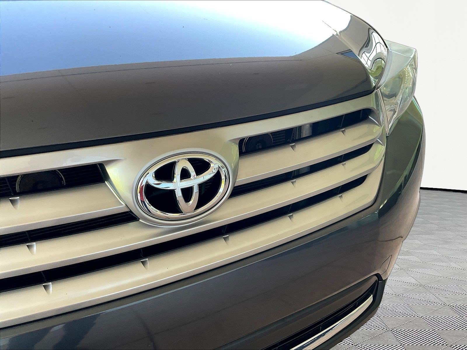 Used 2013 Toyota Highlander SE AWD/4WD image 31