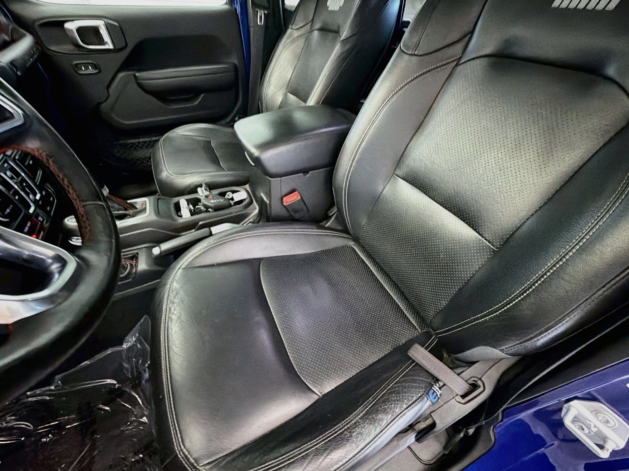 Used 2018 Jeep Wrangler Unlimited Rubicon AWD/4WD image 11