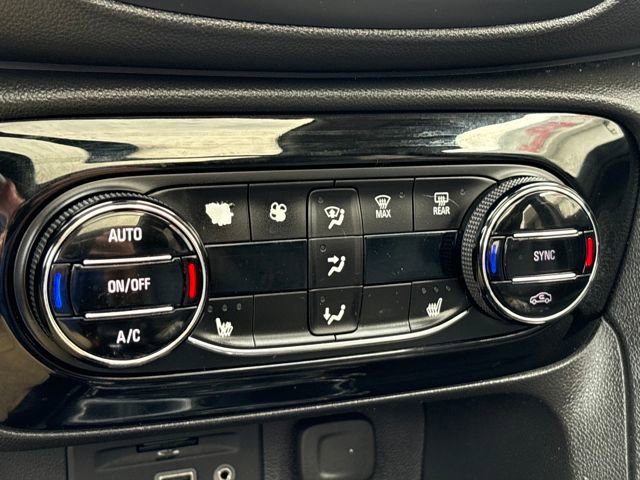 Used 2021 Buick Encore GX Essence w/ Advanced Technology Package image 17