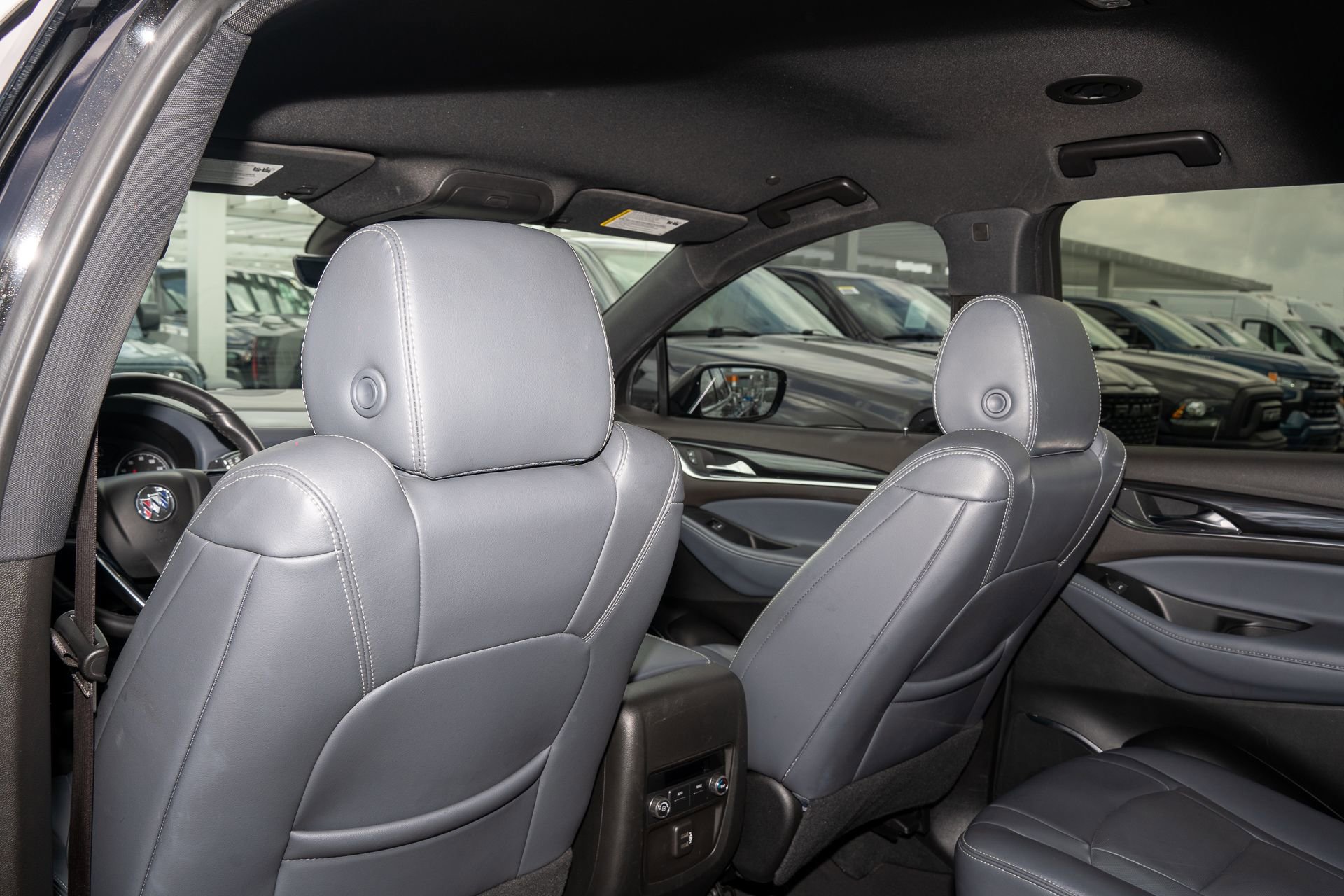 Used 2024 Buick Enclave Essence w/ Technology Package FWD image 19