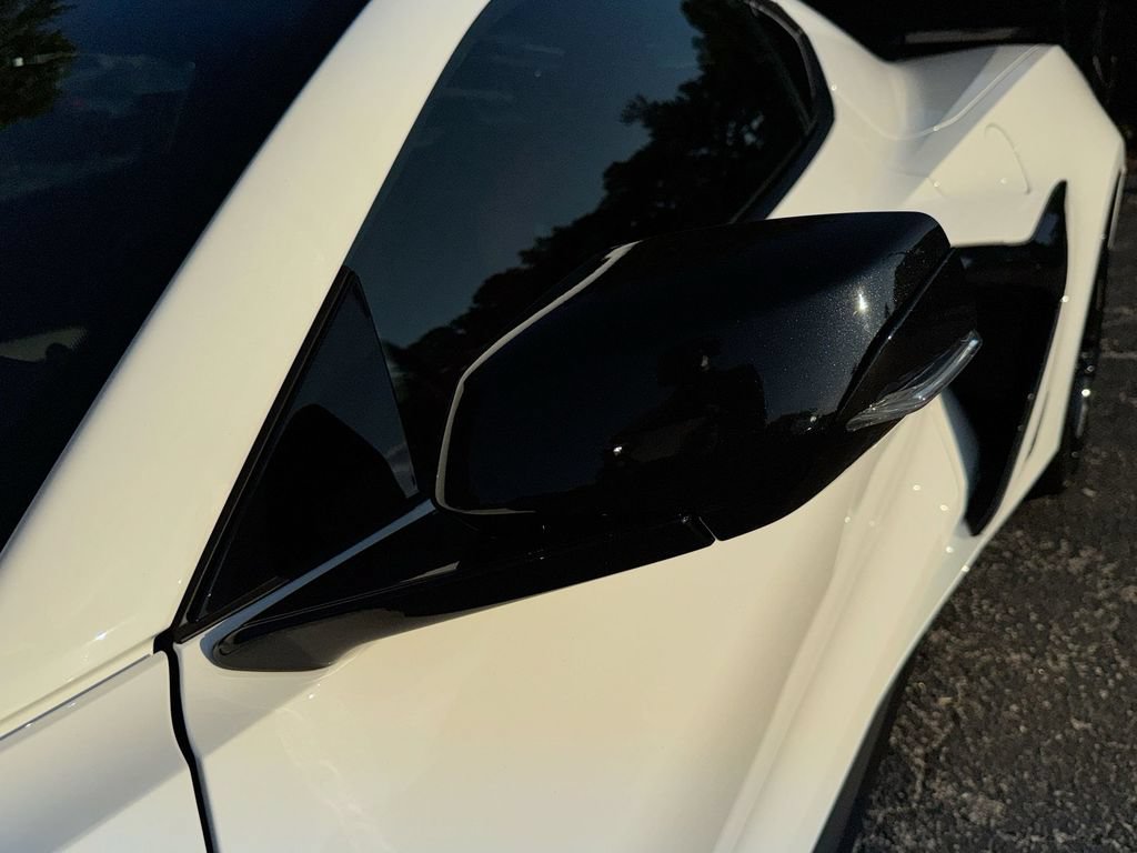 Used 2026 Chevrolet Corvette Z06 w/ Stealth Interior Trim Package RWD image 11