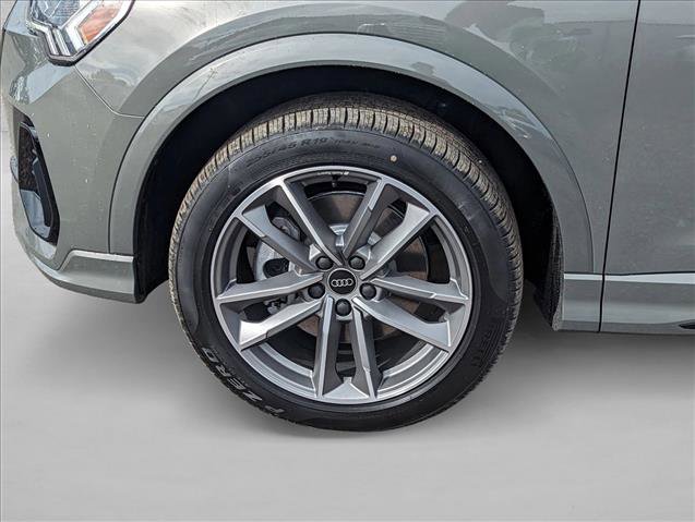 New 2025 Audi Q3 2.0T Premium image 10