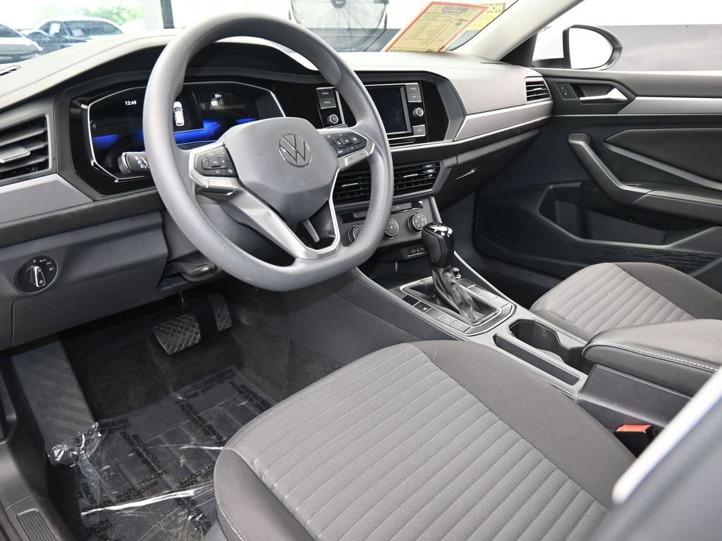 Used 2023 Volkswagen Jetta S image 12