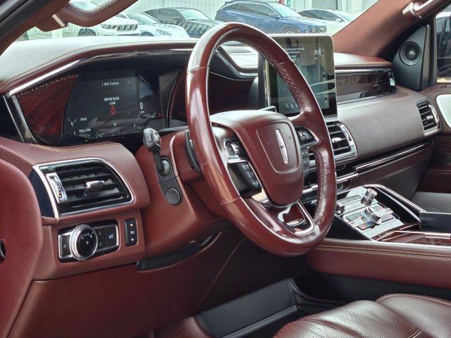 Used 2021 Lincoln Navigator L Black Label AWD/4WD image 9