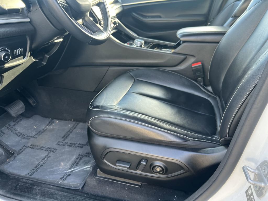 Used 2022 Jeep Grand Cherokee L Limited image 12