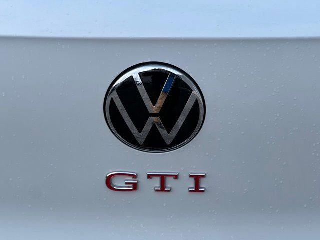 New 2026 Volkswagen GTI SE FWD image 16