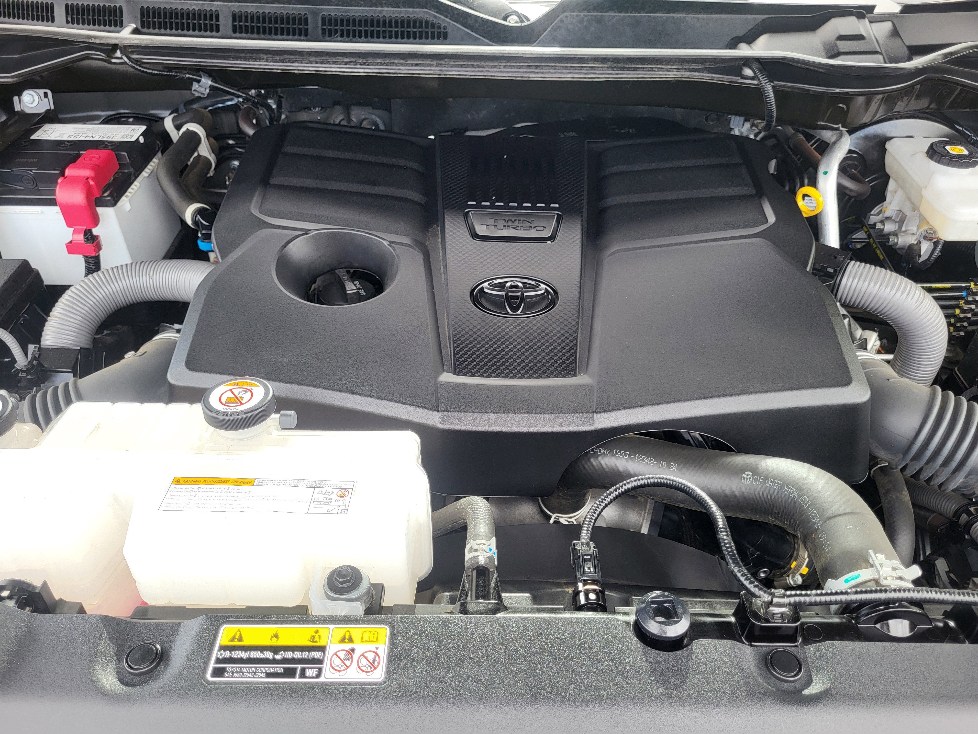 Used 2023 Toyota Tundra Platinum w/ Advanced Package AWD/4WD image 25