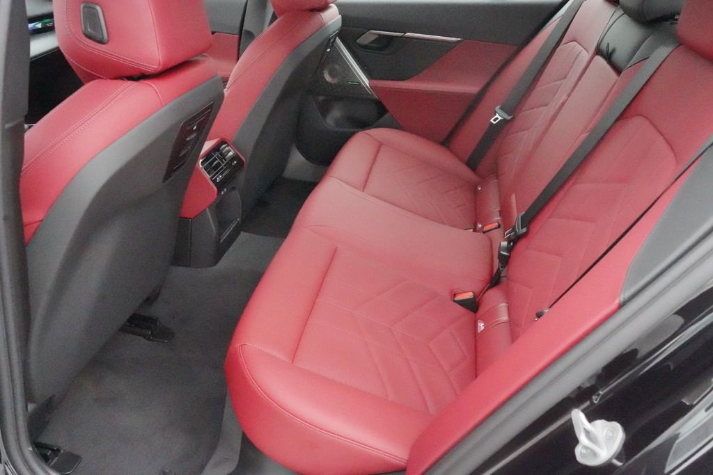 Used 2025 BMW i5 eDrive40i w/ Premium Package image 20