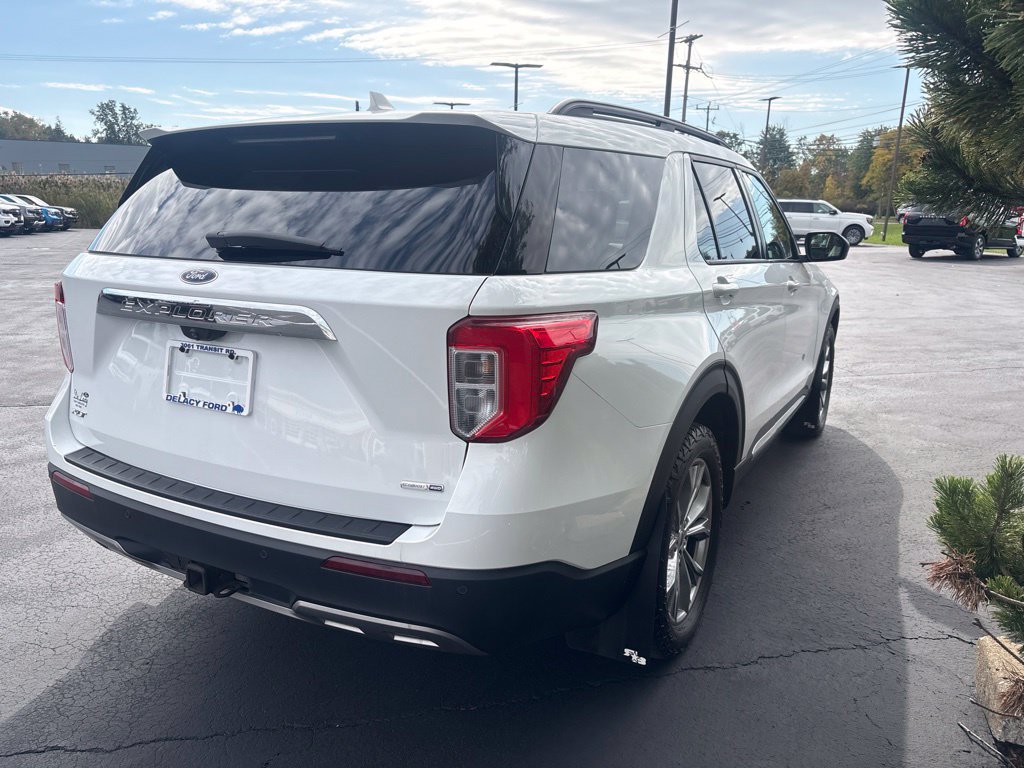 Used 2020 Ford Explorer XLT w/ Equipment Group 202A AWD/4WD image 5