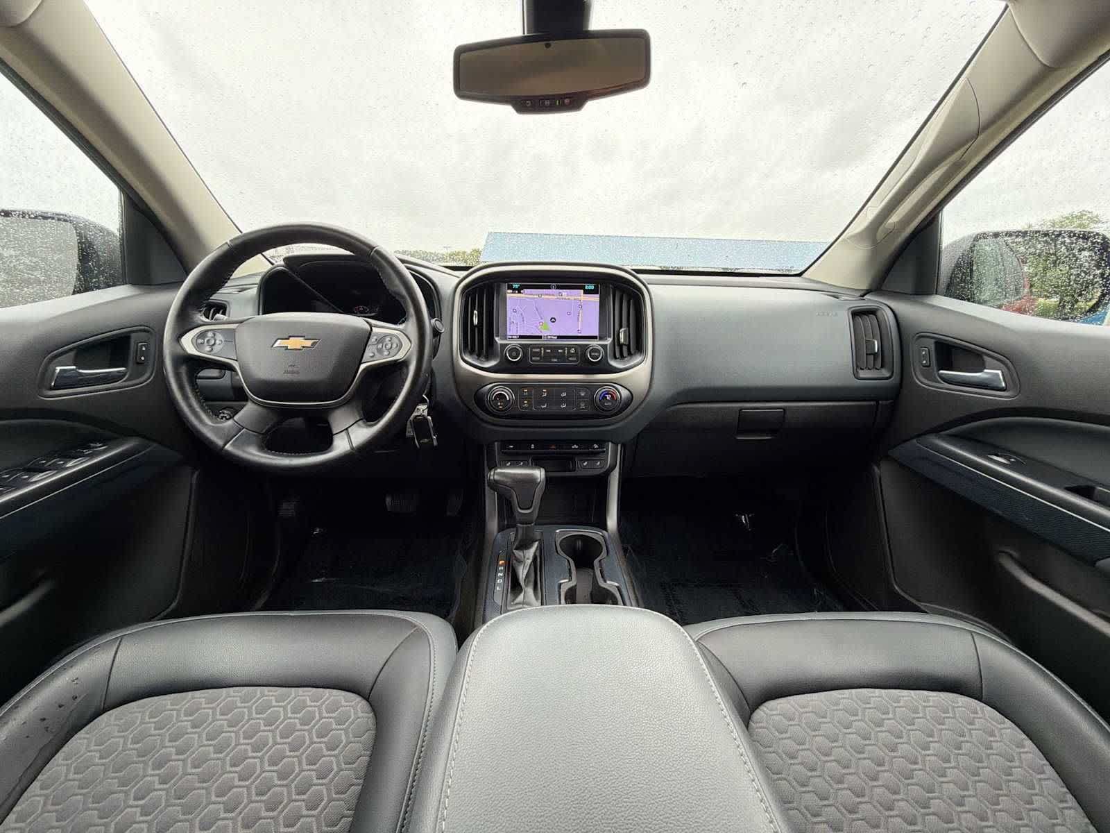 Used 2018 Chevrolet Colorado Z71 AWD/4WD image 12