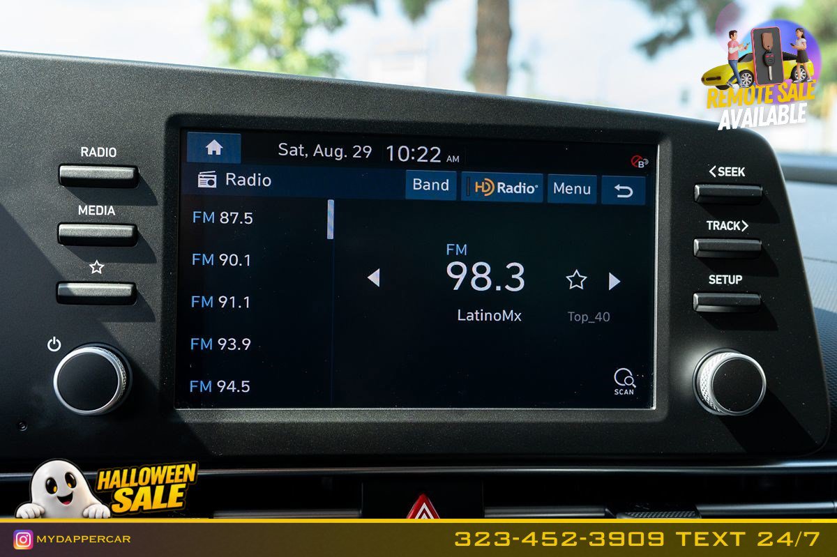 Used 2023 Hyundai Elantra Blue FWD image 32