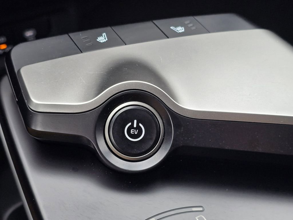 Used 2025 Kia EV6 Light w/ Light LR Technology Package image 35