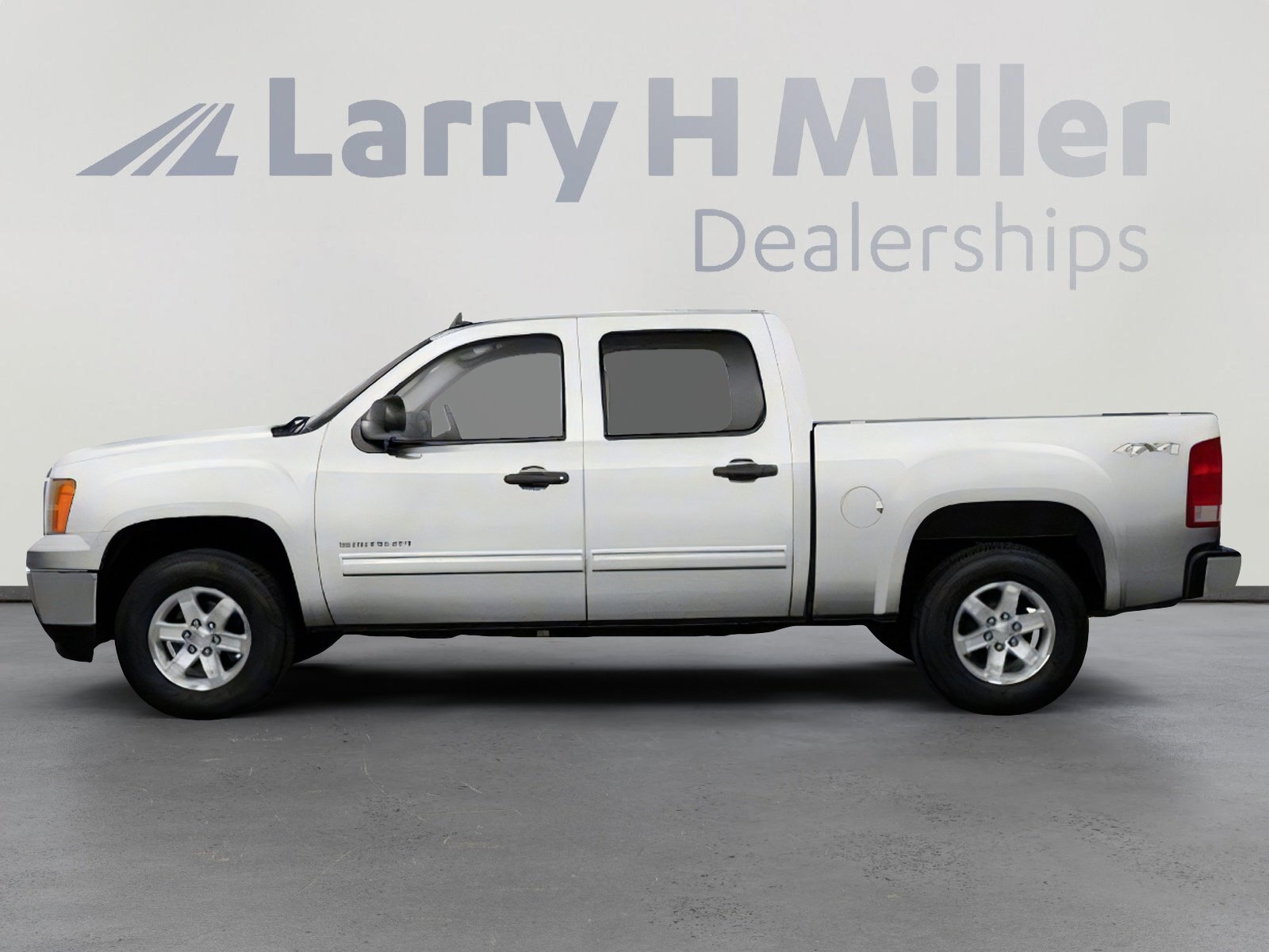 Used 2010 GMC Sierra 1500 SLE w/ Power Pack Plus image 3