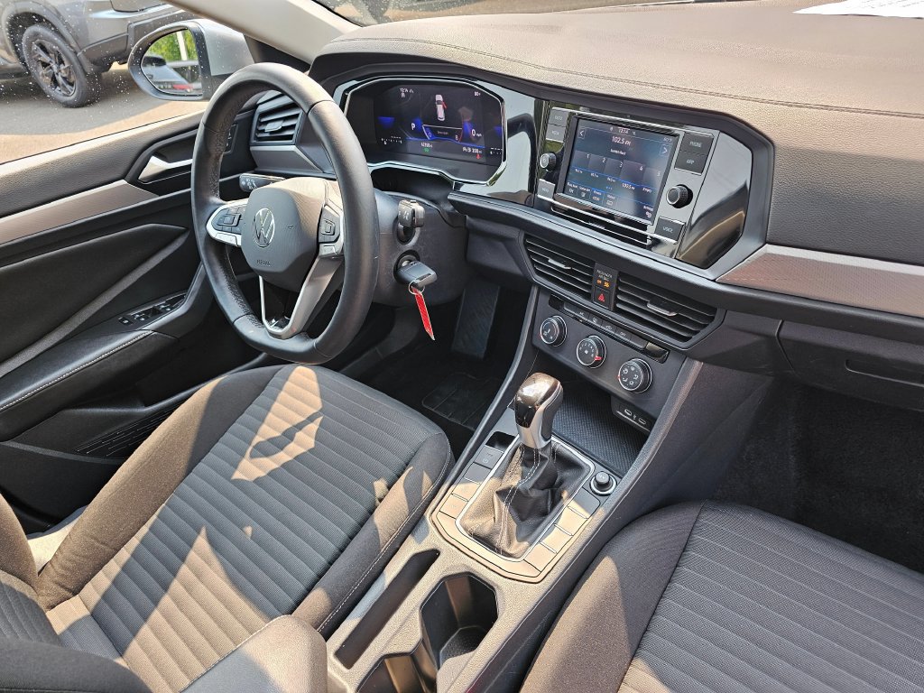 Used 2024 Volkswagen Jetta S FWD image 11