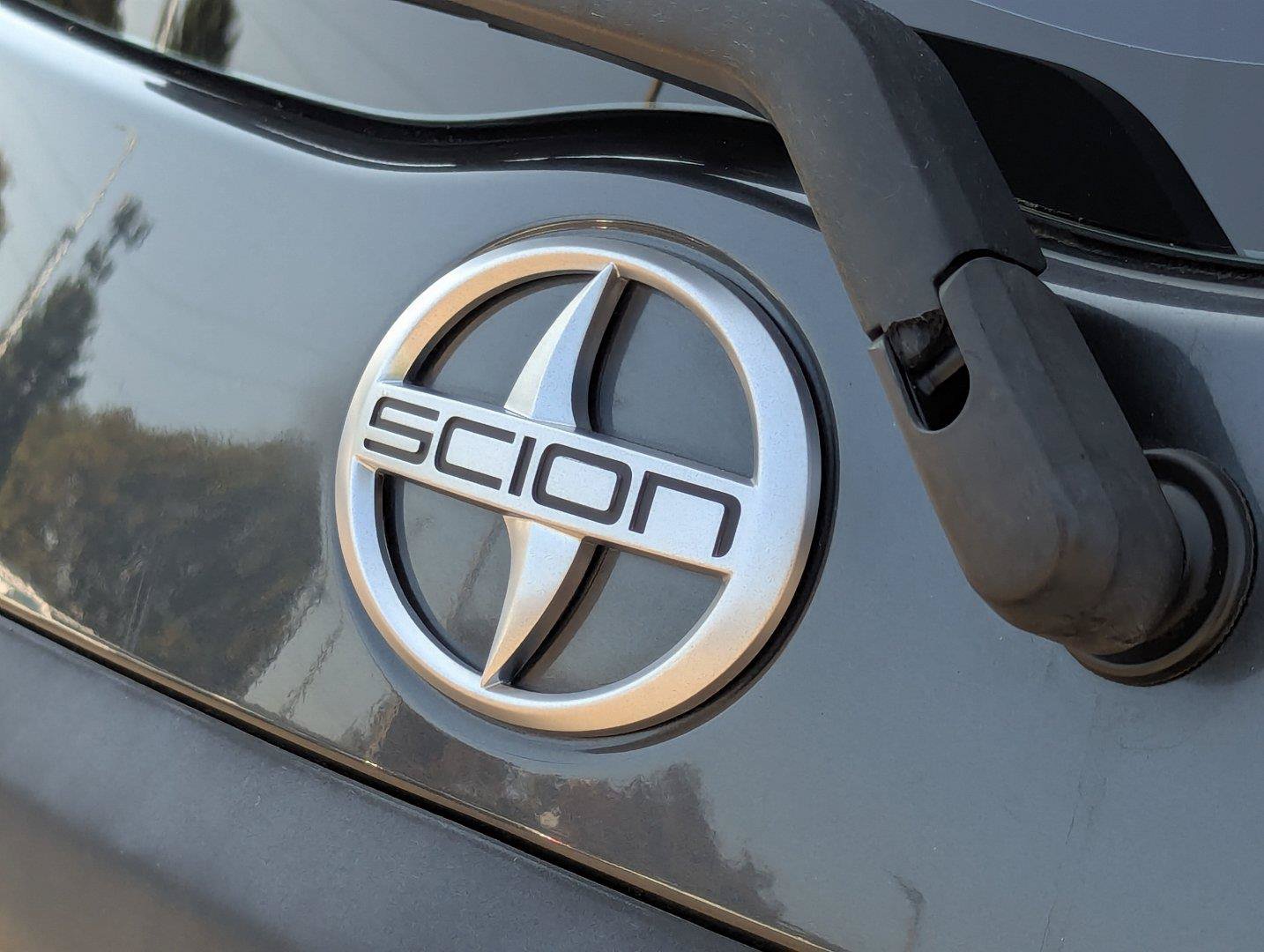 Used 2006 Scion xA FWD image 25