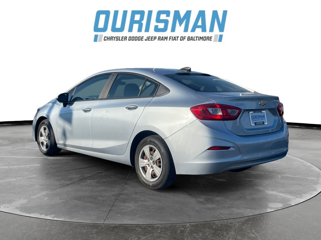 Used 2017 Chevrolet Cruze LS image 4