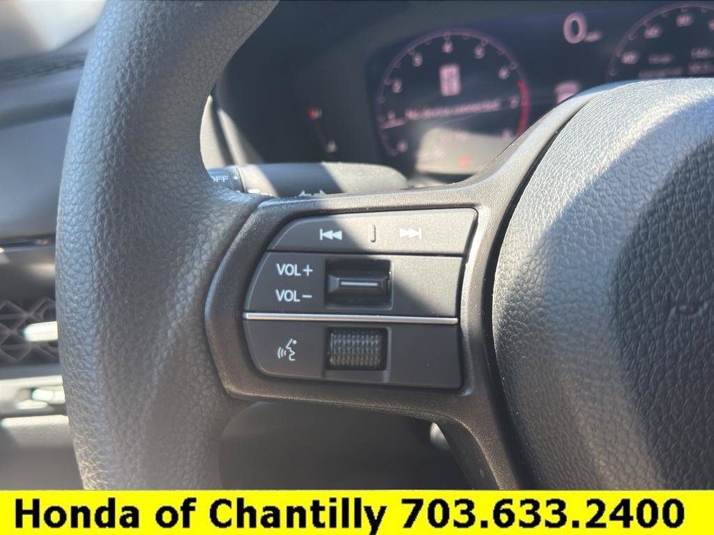 Used 2025 Honda Accord SE image 12