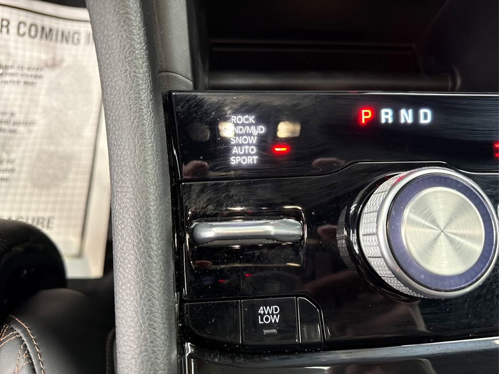 Used 2023 Jeep Grand Cherokee Summit image 40