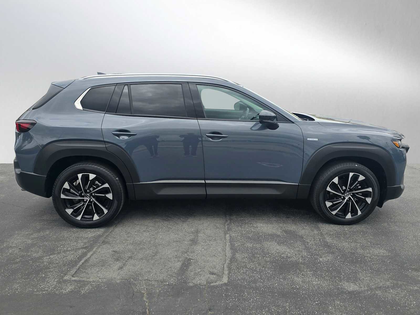 Used 2025 MAZDA CX-50 2.5 Hybrid w/ Premium Plus Pkg AWD/4WD image 2