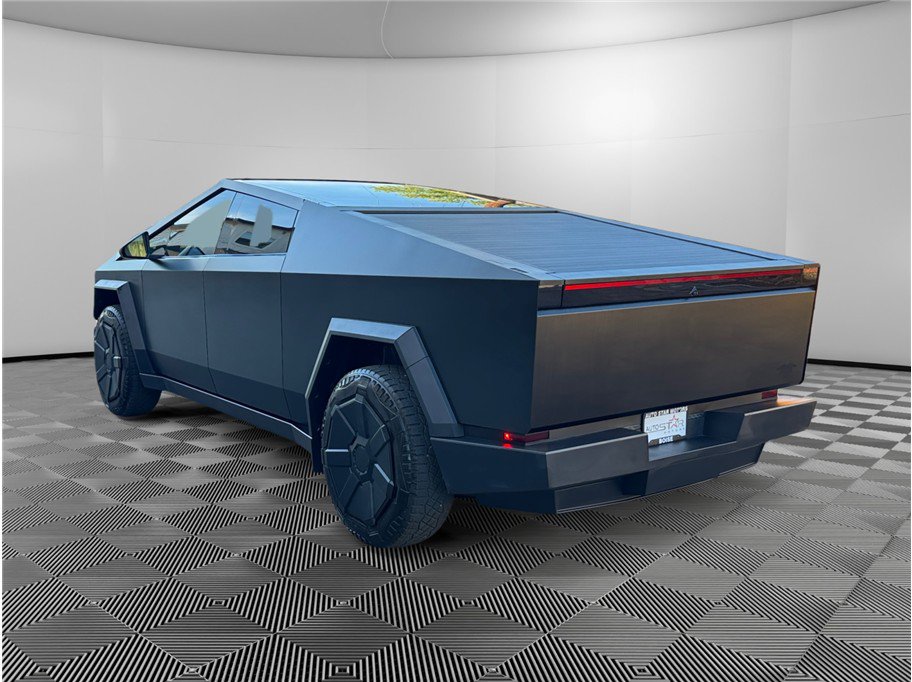 Used 2024 Tesla Cybertruck Cyberbeast AWD/4WD image 3