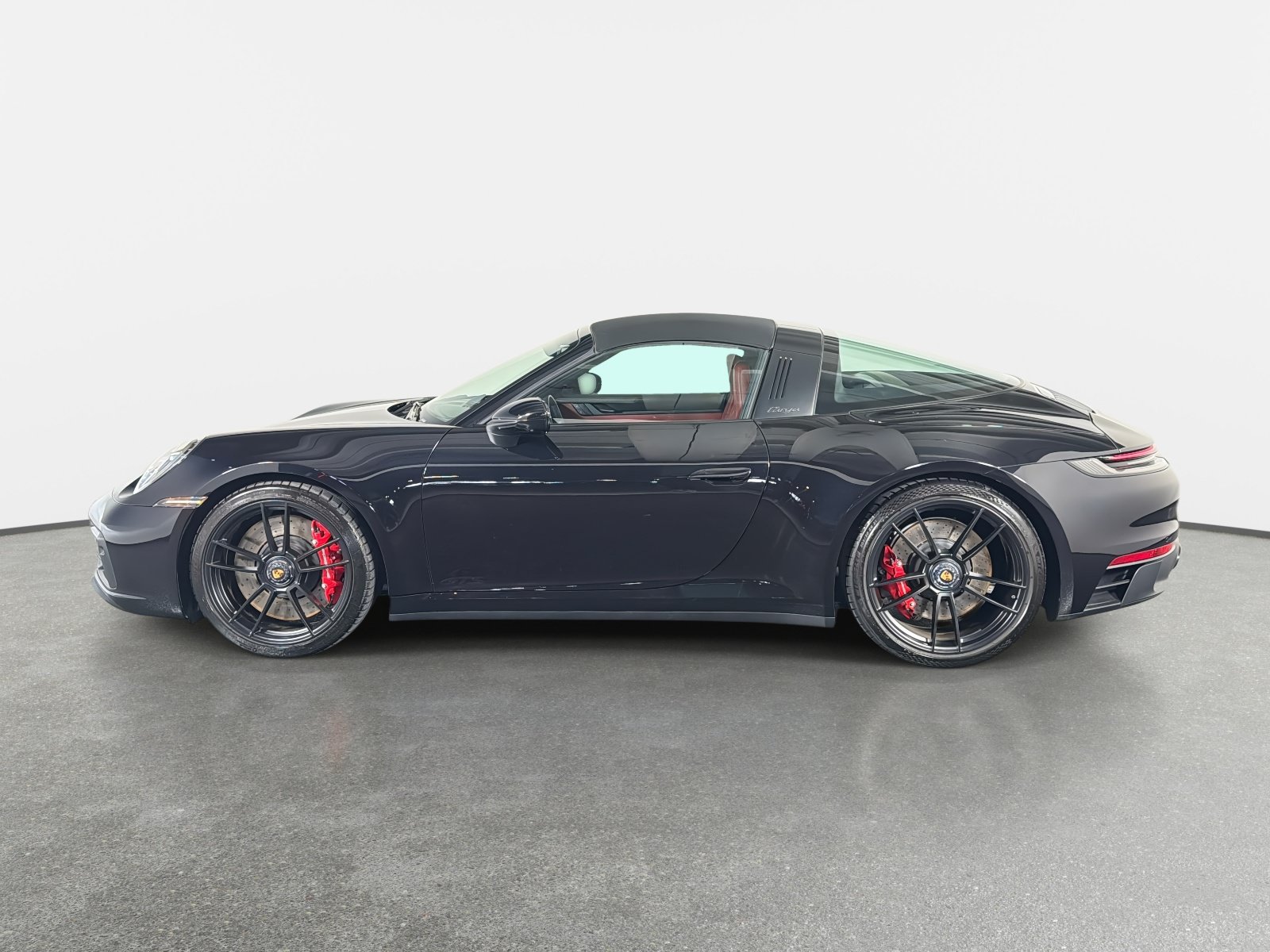 Used 2024 Porsche 911 Targa 4 GTS AWD/4WD image 6