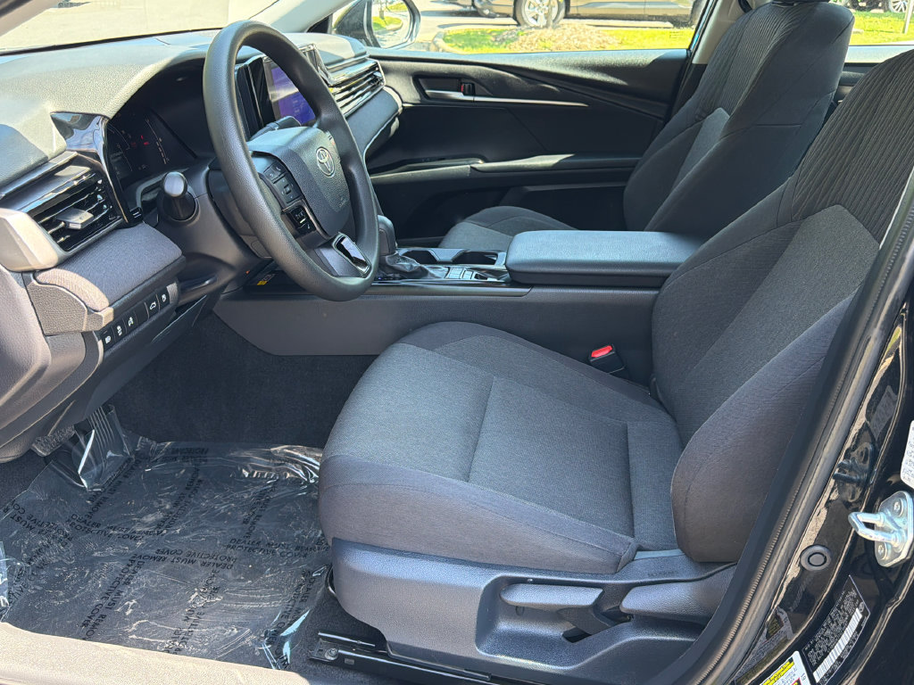 Used 2026 Toyota Camry LE FWD image 19