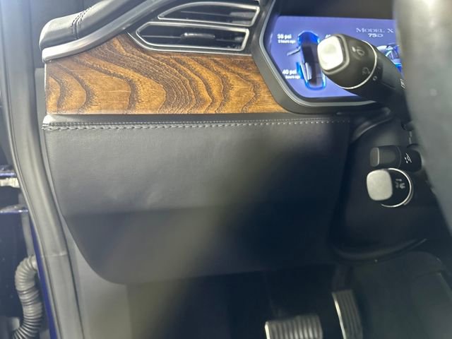 Used 2018 Tesla Model X 100D image 18