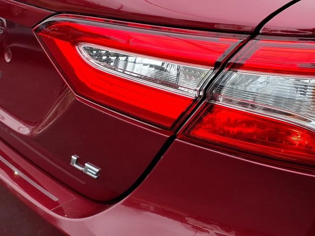 Used 2019 Toyota Camry LE FWD image 7