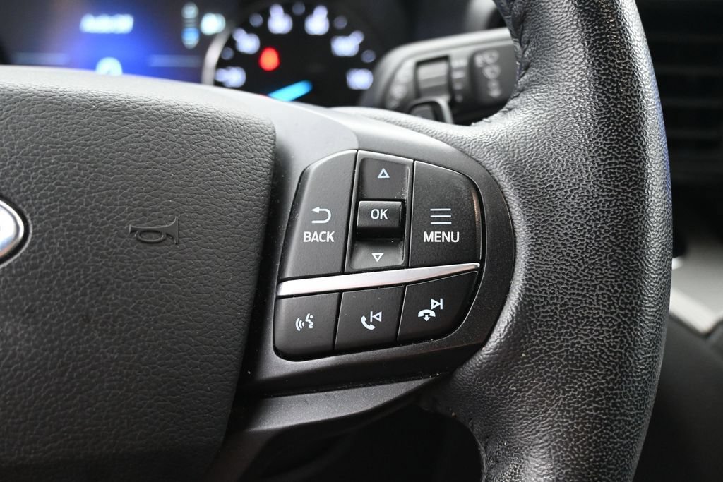 Used 2020 Ford Explorer XLT w/ Comfort Package AWD/4WD image 23