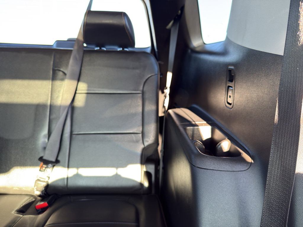 Used 2020 Chevrolet Traverse Premier w/ Redline Edition image 35