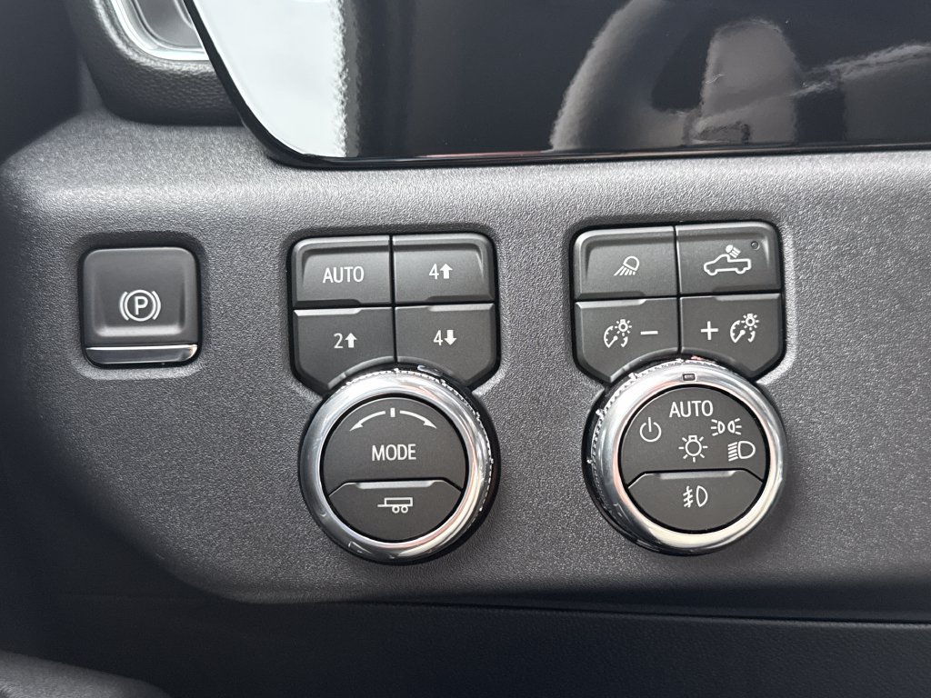 New 2026 GMC Sierra 1500 SLT w/ SLT Convenience Package AWD/4WD image 37