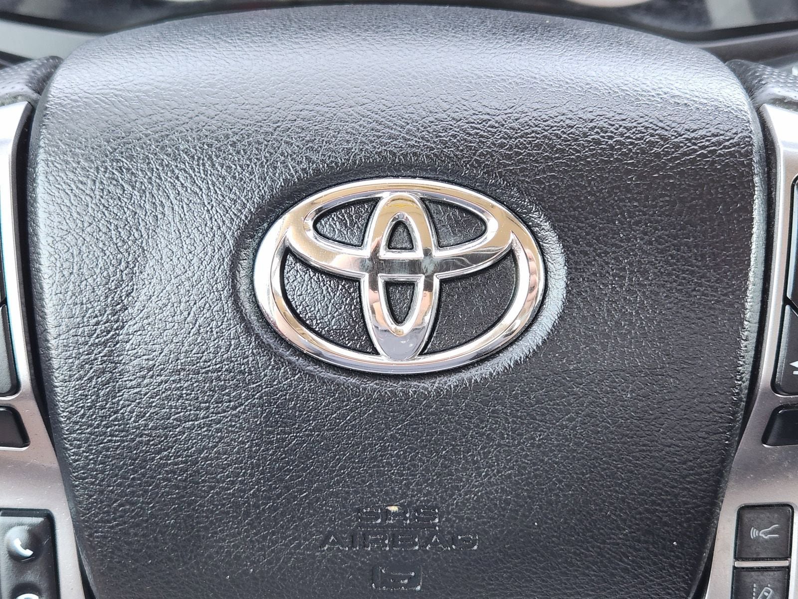 Used 2021 Toyota Tacoma SR5 AWD/4WD image 36