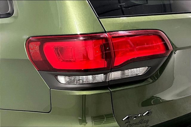 Used 2020 Jeep Grand Cherokee Trailhawk w/ Premium Lighting Group image 39