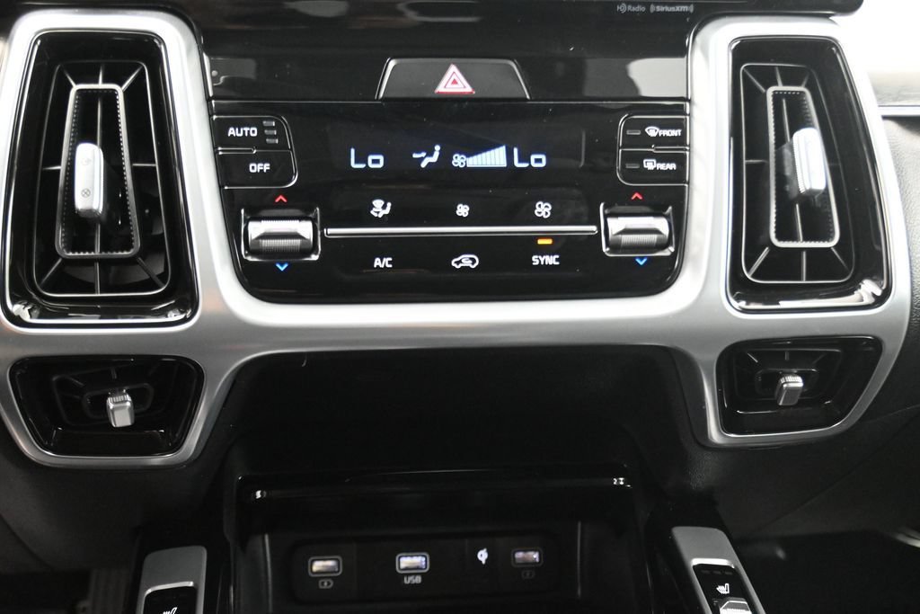 Used 2022 Kia Sorento SX AWD/4WD image 25