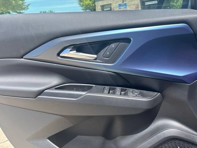 New 2026 Chevrolet Equinox EV LT AWD/4WD image 15