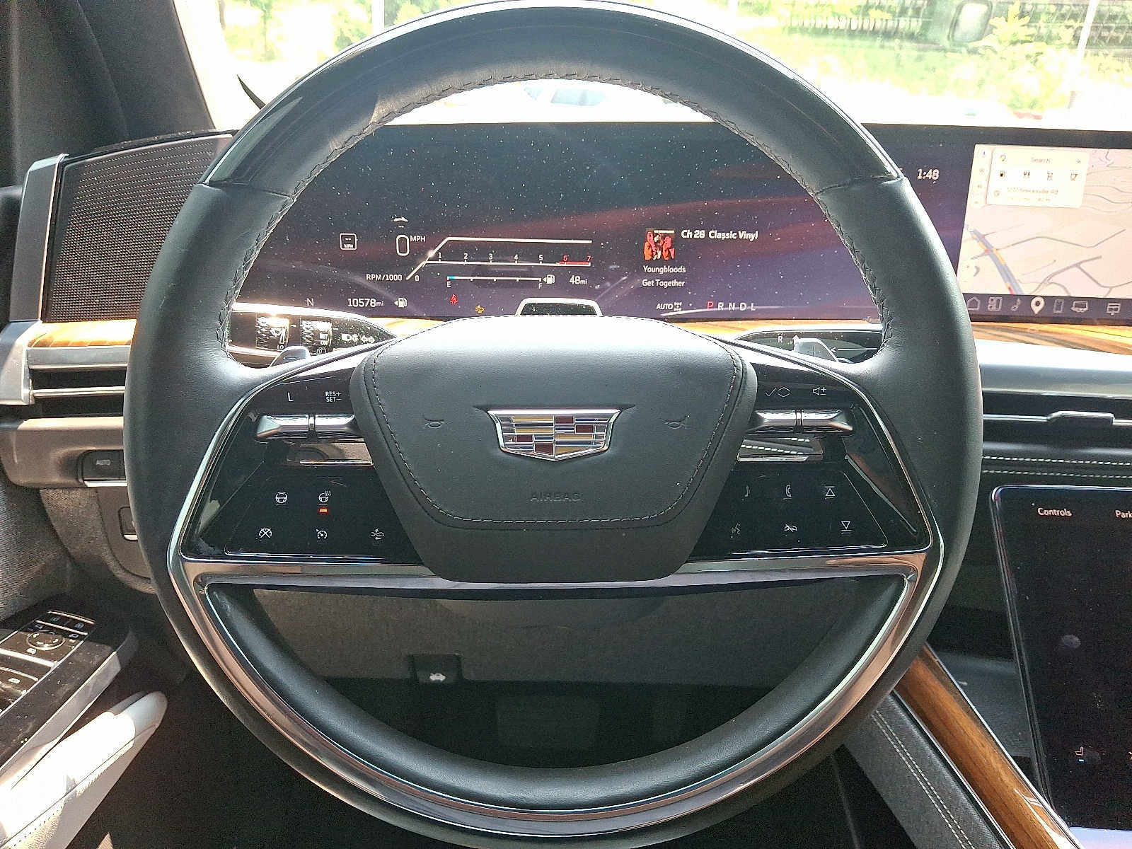 Used 2025 Cadillac Escalade Sport Platinum w/ LPO, Floor Liner Package AWD/4WD image 20