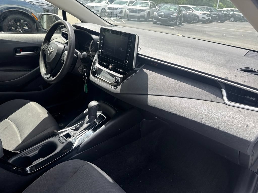 Used 2020 Toyota Corolla LE FWD image 31