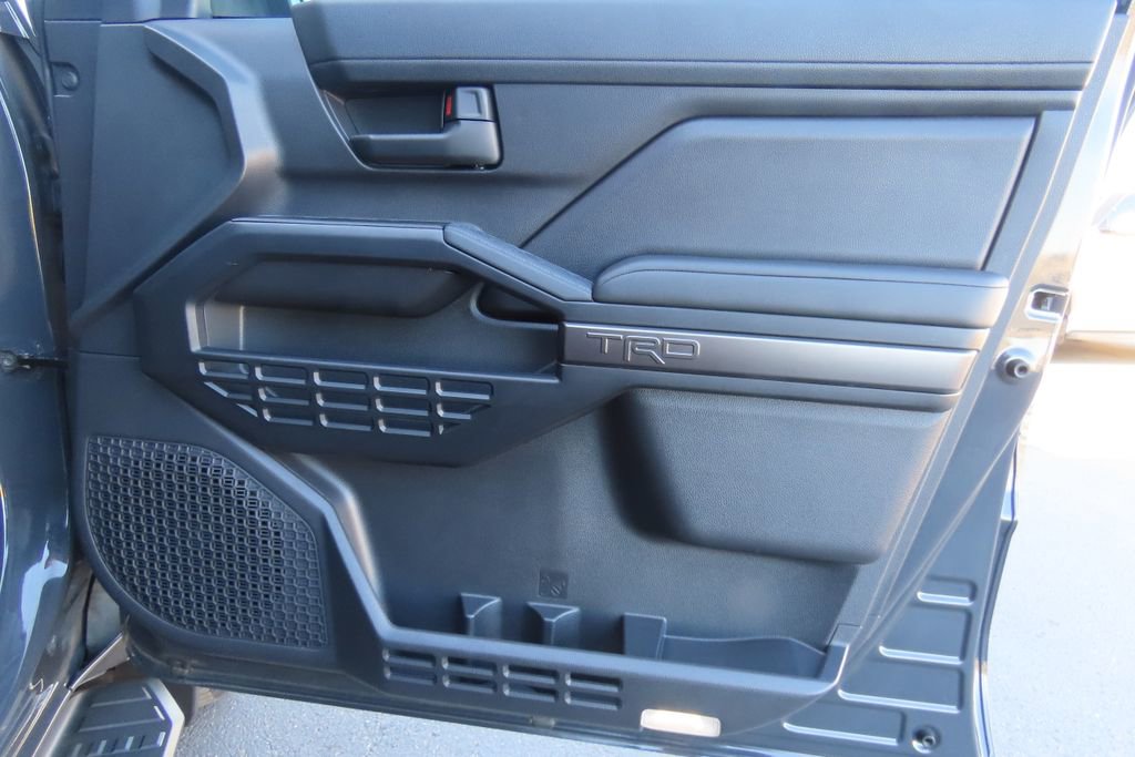 Used 2025 Toyota 4Runner TRD Off-Road image 23
