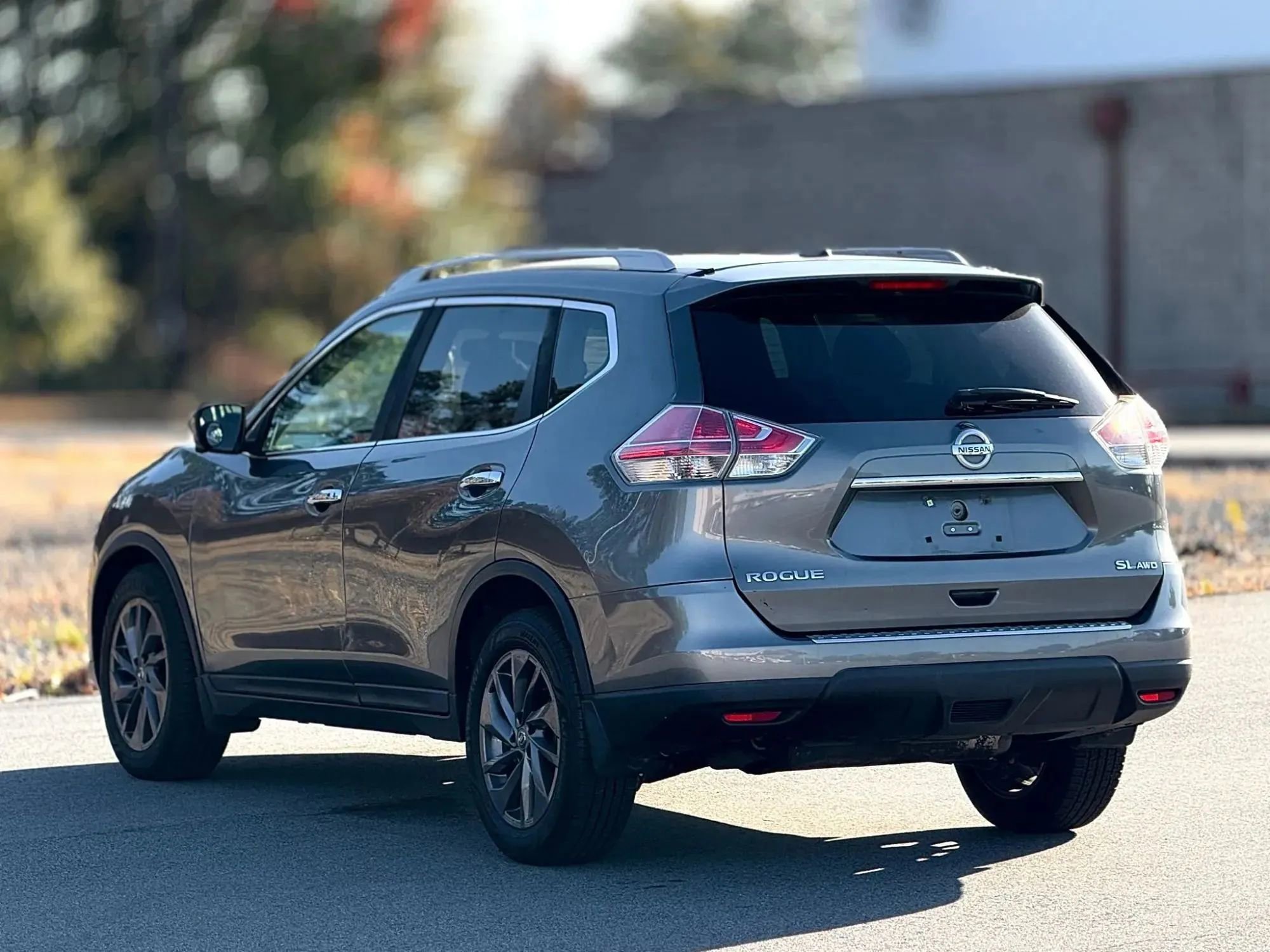 Used 2016 Nissan Rogue SL w/ SL Premium Package image 10