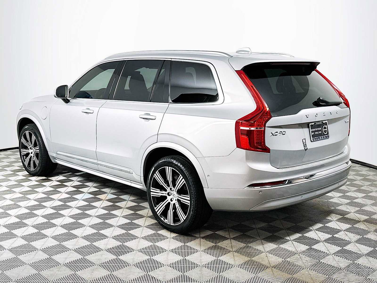 Certified 2025 Volvo XC90 T8 Plus w/ Protection Package Premier image 5
