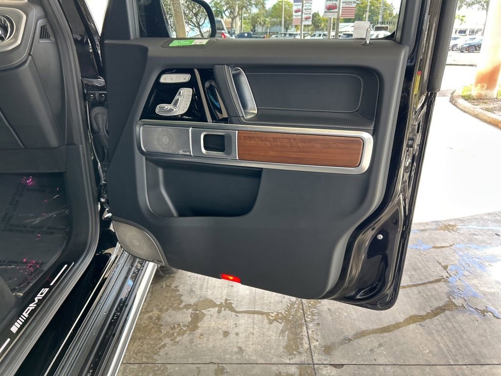Used 2025 Mercedes-Benz G 63 AMG 4MATIC image 28