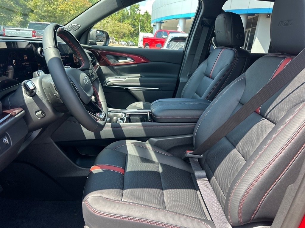New 2026 Chevrolet Traverse RS w/ LPO, Floor Liner Package image 18
