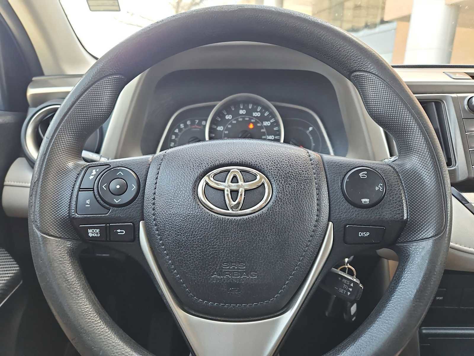 Used 2015 Toyota RAV4 XLE image 22
