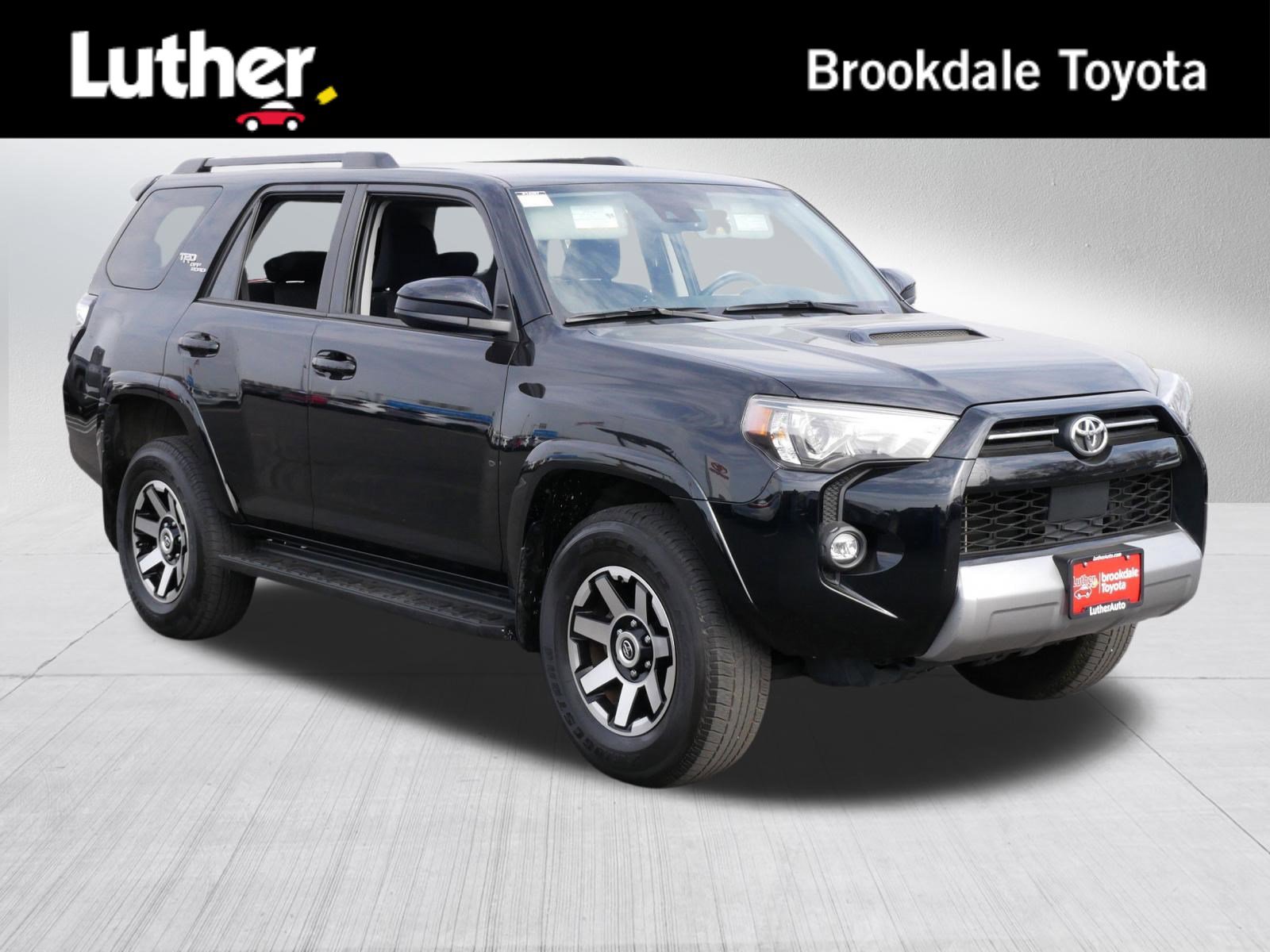 Certified 2024 Toyota 4Runner TRD Off-Road image 1