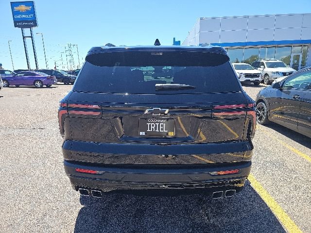 Certified 2026 Chevrolet Traverse LT w/ Midnight/Sport Edition AWD/4WD image 4