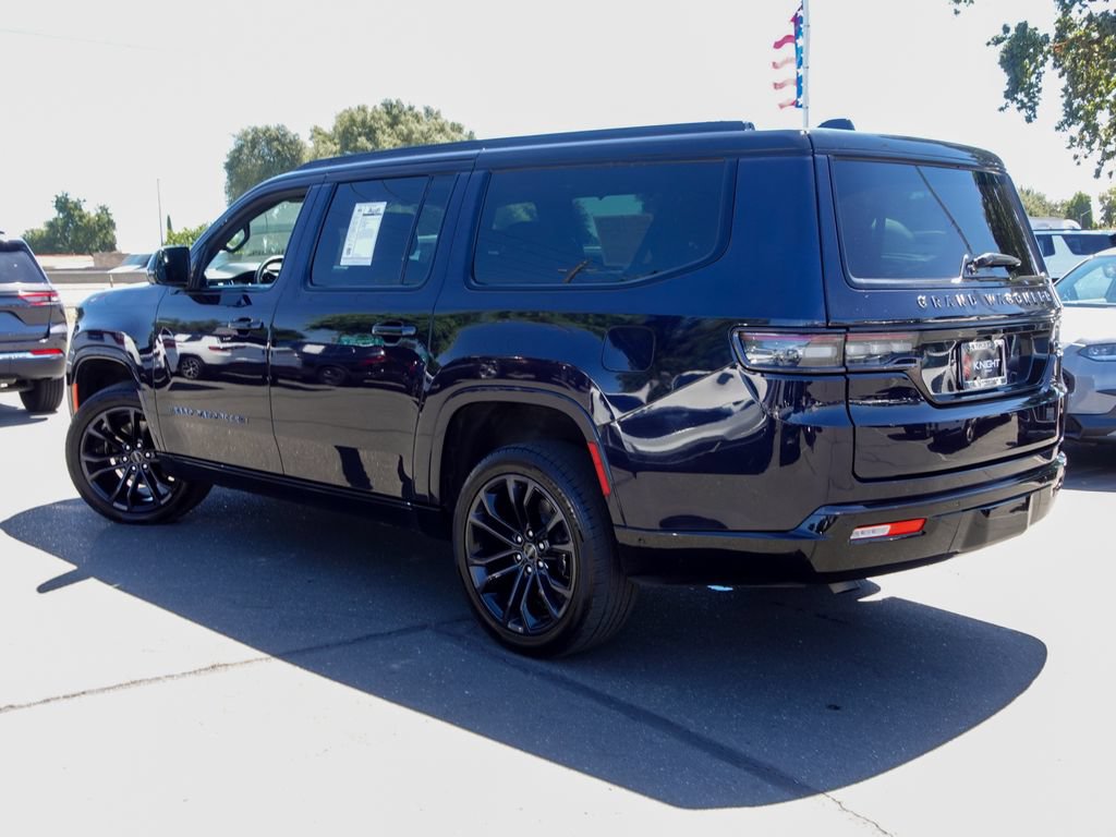 Used 2024 Jeep Grand Wagoneer L Series II w/ Quick Order Packagew 28T AWD/4WD image 9