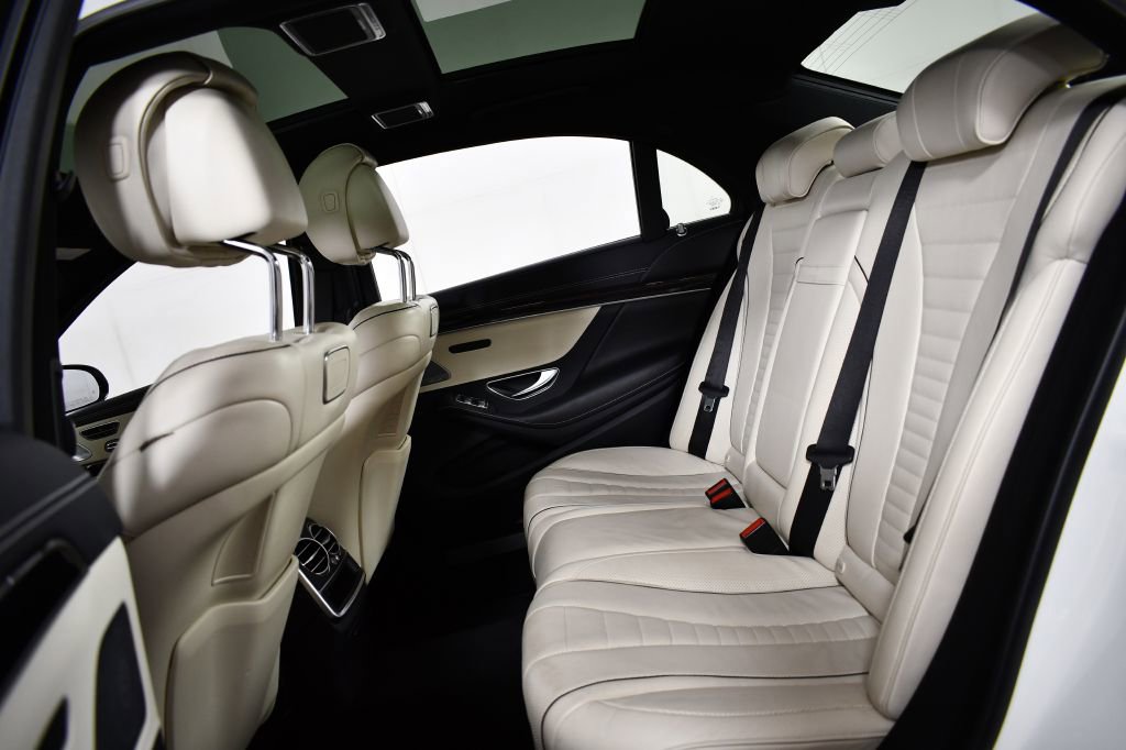 Used 2018 Mercedes-Benz S 560 Sedan image 16