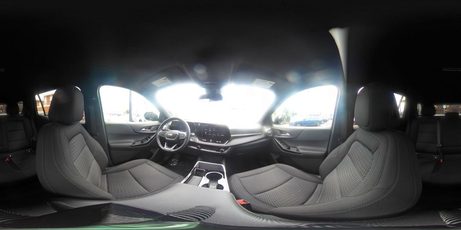 Used 2025 Chevrolet Equinox LT FWD image 37